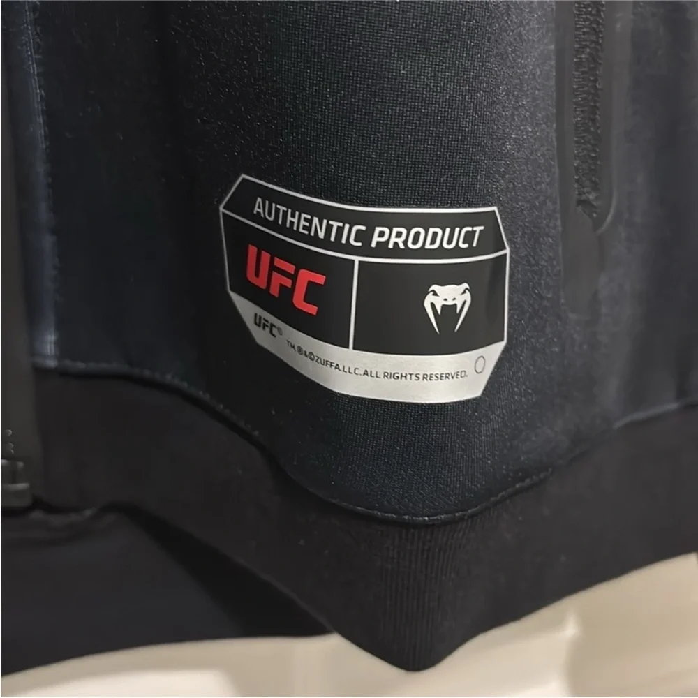 Women's Black UFC Fight Night Venum Walk Out 2.0 Hoodie jacket S - Picture 8 of 16
